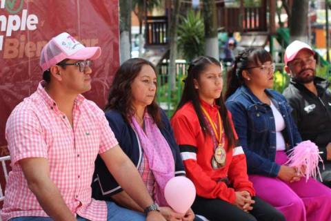 Giovani Montiel López participó en la caminata por el Día Mundial de la Lucha contra el Cáncer de Mama imagen 9