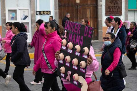 Huamantla conmemora el Día Mundial de la Lucha contra el Cáncer de Mama con actividades de concientización y esperanza imagen 12