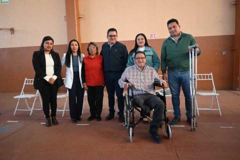 Impulsa Santa Cruz Tlaxcala la Inclusión con Entrega de Ayudas Funcionales imagen 1