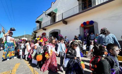Tradiciones que comparte el Ayuntamiento de Tetla y Giovani Montiel imagen 3