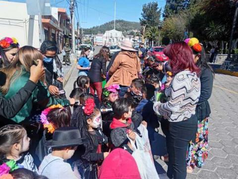 Tradiciones que comparte el Ayuntamiento de Tetla y Giovani Montiel imagen 2
