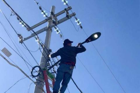 Ayuntamiento de Tlaxcala mejora la seguridad en Ocotlán e Ixtulco con la rehabilitación de luminarias imagen 2