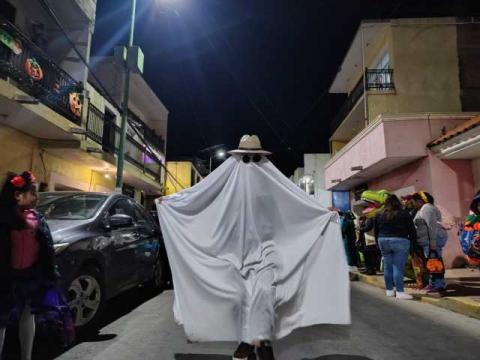 Contla revive sus raíces con el Desfile de Calaveras en el Festival de Día de Muertos Mictlán imagen 10