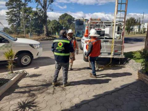 Atiende Protección Civil estatal incidentes, y emite recomendaciones ante fuertes vientos en Tlaxcala imagen 1