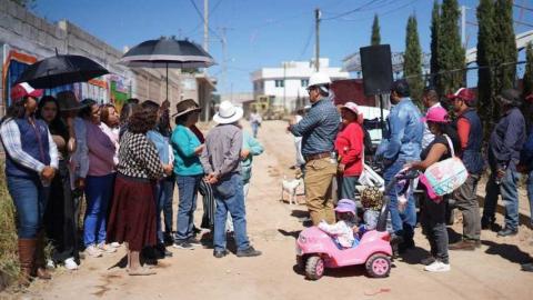 El Gobierno Municipal de Tetla de la Solidaridad continúa mejorando la infraestructura vial en San Francisco Atexcatzinco imagen 7