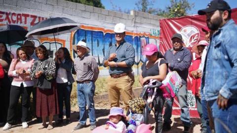 El Gobierno Municipal de Tetla de la Solidaridad continúa mejorando la infraestructura vial en San Francisco Atexcatzinco imagen 8
