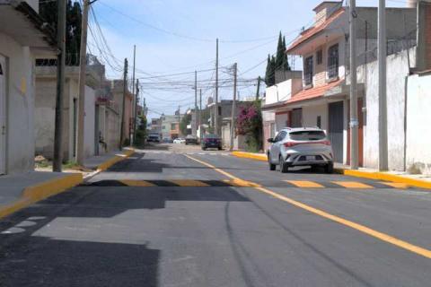 Javier Rivera entrega calle pavimentada en Santa Anita Huiloac con una inversión de 1.6 mdp imagen 3
