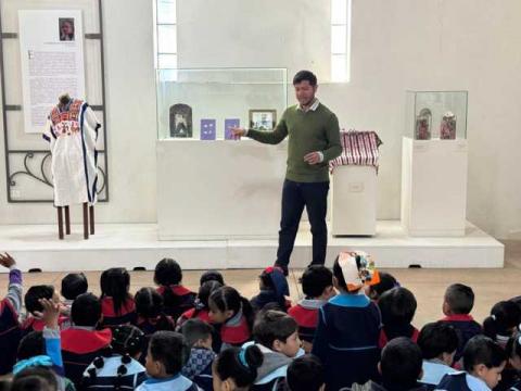 "Porque educar y preservar nuestra historia, es construir un mejor futuro para todas y todos" imagen 1
