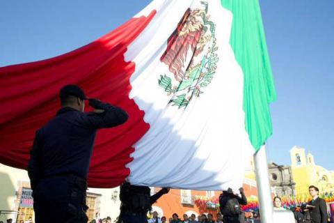 Huamantla conmemora del 115 Aniversario de la Revolución Mexicana con homenaje y desfile cívico imagen 3