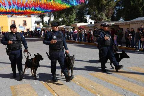 Huamantla conmemora del 115 Aniversario de la Revolución Mexicana con homenaje y desfile cívico imagen 16
