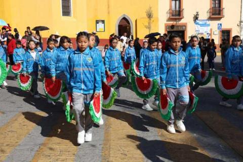 Huamantla conmemora del 115 Aniversario de la Revolución Mexicana con homenaje y desfile cívico imagen 19