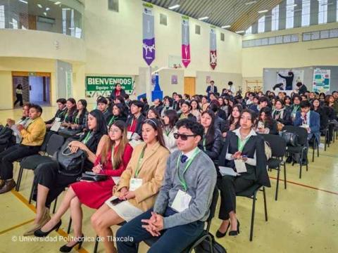 UPTLAX fortalece investigación científica con ciclo de conferencias y talleres especializados en biotecnología 2025 imagen 4
