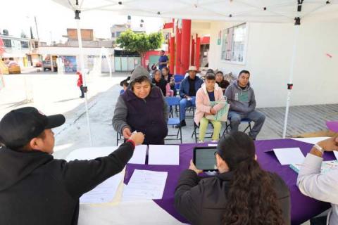 Secretaría de Bienestar Estatal y Tepetitla entregaron tarjetas del Programa Bienestar para tu Salud imagen 4