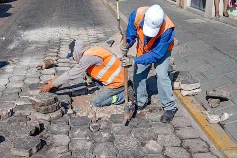 Con trabajos de renivelación y mejora urbana cierra Gobierno de Alfonso Sánchez el 2025 imagen 5
