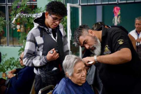 Ayuntamiento de Huamantla impulsa jornada de salud y belleza para adultos mayores imagen 3