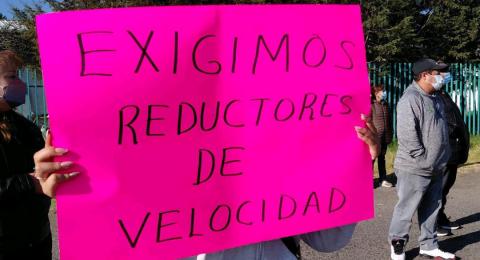 Manifestación, exigen puente peatonal en CBTa 162 tras atropellamiento de alumno