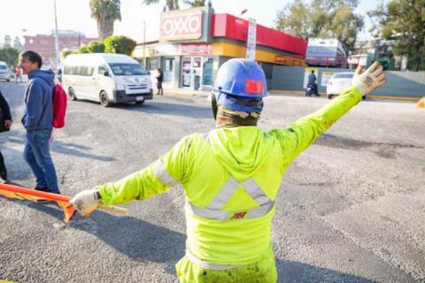 Supervisa Alcalde inicio de los trabajos de rehabilitación de los Bulevares del Maestro y Ocotelulco imagen 8