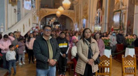 Vive Tetla una noche de alegría y tradición en la primera posada de la Parroquia de Santiago Apóstol imagen 8