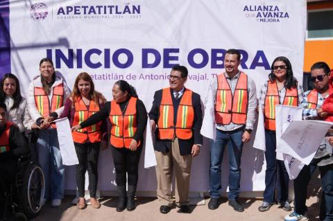 Acude Ariadna Rodríguez Méndez regidora de Apetatitlán en apertura de obras