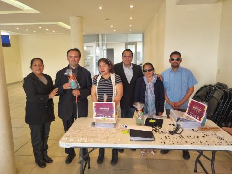Impulsa DIF de Amaxac la autonomía de ciudadanos con discapacidad visual imagen 1