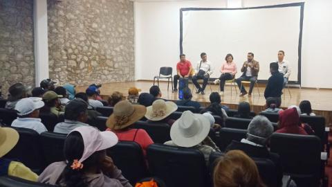 Acuerdan ciudadanos y gobierno de SPM trabajo conjunto y acciones para fortalecer seguridad imagen 2