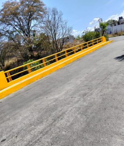 Continúa gobierno de Sergio Lara mantenimiento de espacios públicos en Papalotla, rehabilitan puente en calle Insurgentes imagen 2