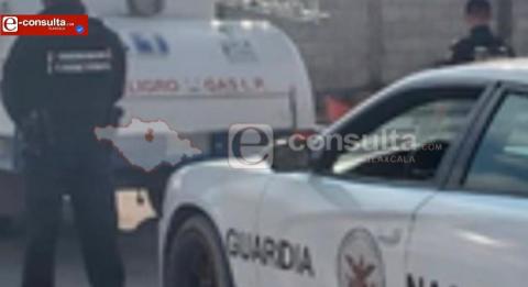 Operativo sorprende a presuntos huachigaseros; abandonan dos pipas en Nanacamilpa