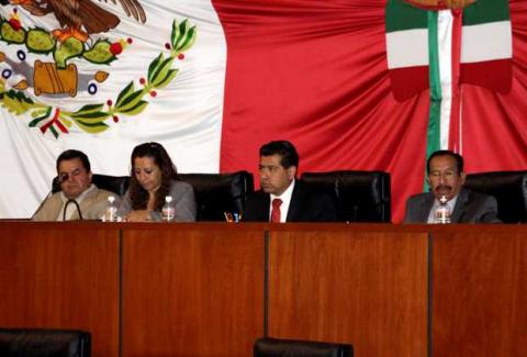 Presentan iniciativa de reforma a Ley de Fomento Económico