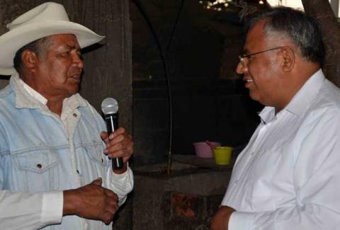 Ixtlahuaca quiere Leyes Justas y por eso el apoyo es para usted maestro: Don Pedro Cruz