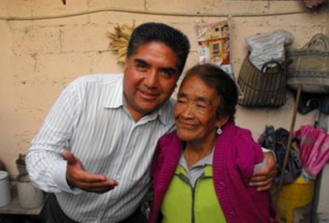 En Calpulalpan; realiza Vicente Hernández Roldan campaña de acercamiento ciudadano imagen 2