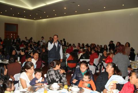 Mujeres de Apizaco apoyan plenamente a Jorge Luis Vázquez