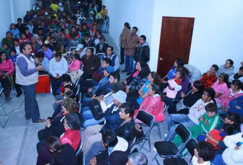  La propuesta de gobierno de Justo Lozano, candidato del PAC a la presidencia municipal de Apizaco, va ganando terreno entre la población porque  hay un compromiso sólido y una visión clara de lo que se busca hacer para la ciudad y sus colonias.