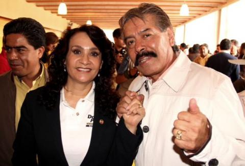 Recibe Reyes Ruiz apoyo de Dolores Padierna imagen 1