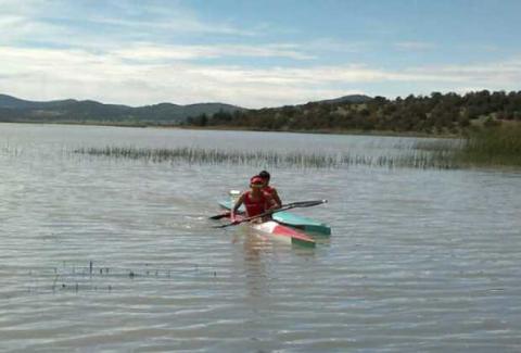 Realizan exhibición de canotaje y kayak en Atlangatepec