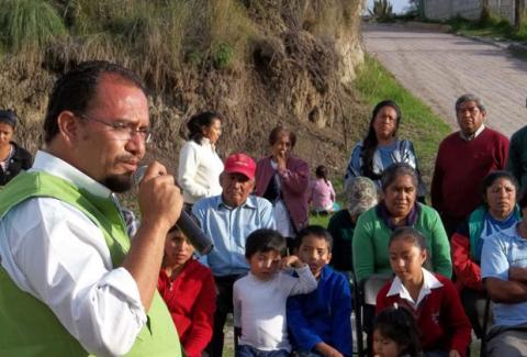 Coadyuvará Antonio Velázquez a solución del problema de agua en Tizatlán