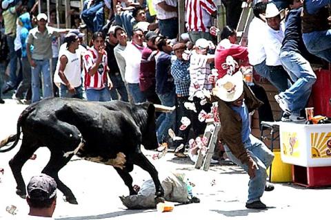 Reporta Sesa 13 lesionados en Huamantlada imagen 1