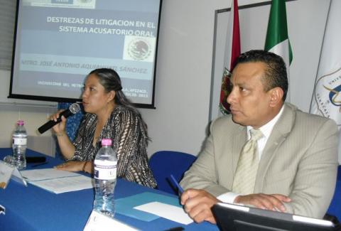 Destrezas de litigación, conferencia en la UMT para alumnos de Derecho y Corporativo Empresarial