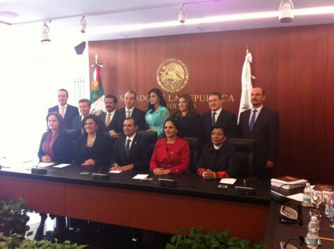 Toma protesta Martha Palafox como Secretaria de la Mesa Directiva del Senado imagen 2