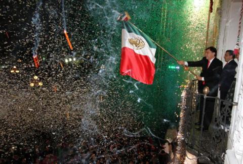 Preside MGZ ceremonia del grito de Independencia en Tlaxcala