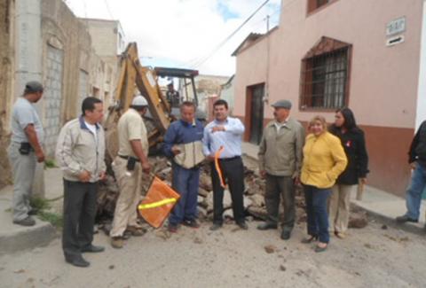 Rehabilitan calle Nicolás Bravo en el centro de Calpulalpan