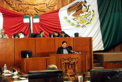 Se burlan diputados de tlaxcaltecas