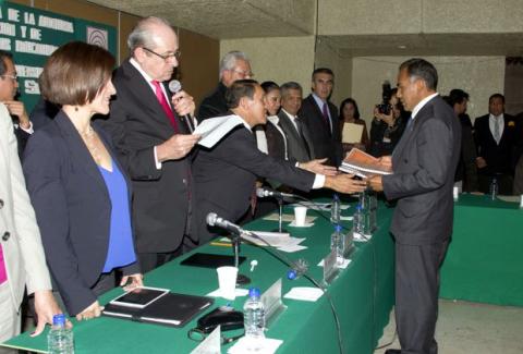 Entregó Rector de la UAT estados financieros dictaminados