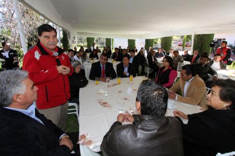 Reconocen alcaldes salientes liderazgo de MGZ para impulsar Tlaxcala