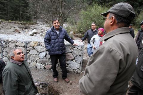 Supervisan trabajos de construcción de 11 presas de Gavión en La Malinche