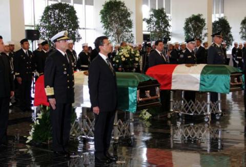Encabeza EPN honores fúnebres de Vicealmirante