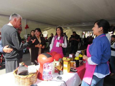 Inaugura la alcaldesa Anabell Ávalos el Bazar Tlaxcala imagen 3