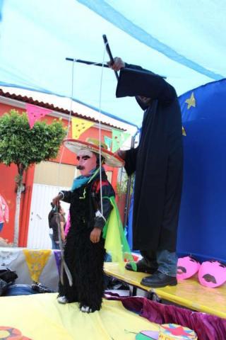Xicohtzinco se sumó al desfile del 31 festival internacional de títeres imagen 2