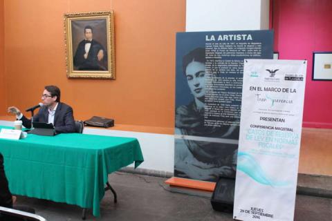 Presentan conferencia “Casos de Reserva de ley en normas fiscales” imagen 6