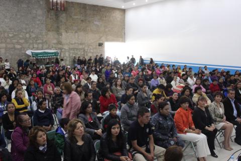 Conmemoran en Huamantla el día de la mujer imagen 2