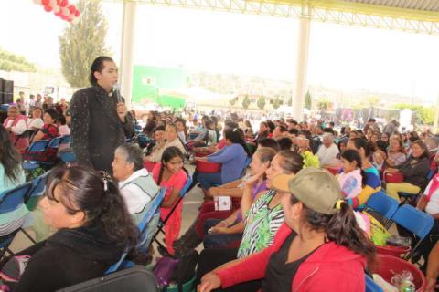 Alcalde resalta y reconoce el trabajo de las madres en el municipio imagen 5